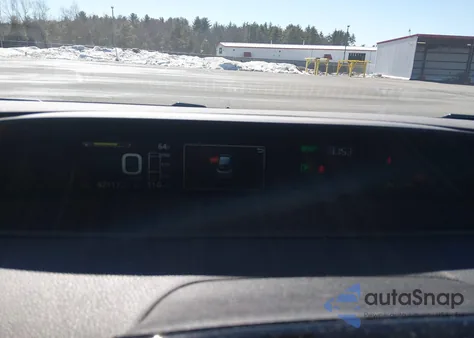 2020 Toyota Prius Xle Awd-E from USA, damaged, VIN JTDL9RFU1L3019256